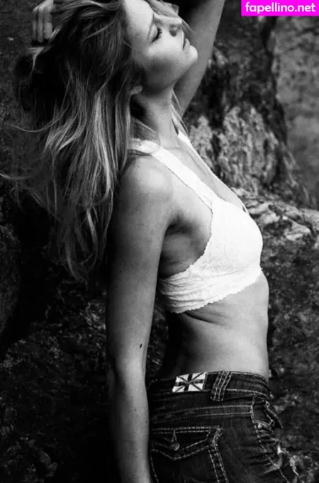 Gabby Downing 1 OnlyFans Thumbnail #P1L74TxOnY