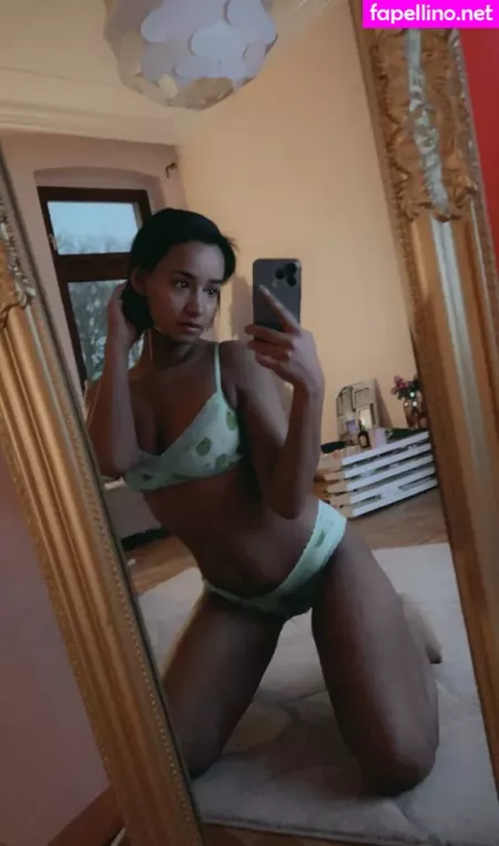 Gabbydealmeida OnlyFans Thumbnail #JRp6oI4XYg