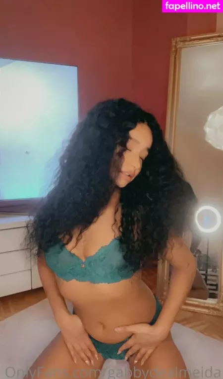 Gabbydealmeida OnlyFans Thumbnail #uJYz7lRWdS