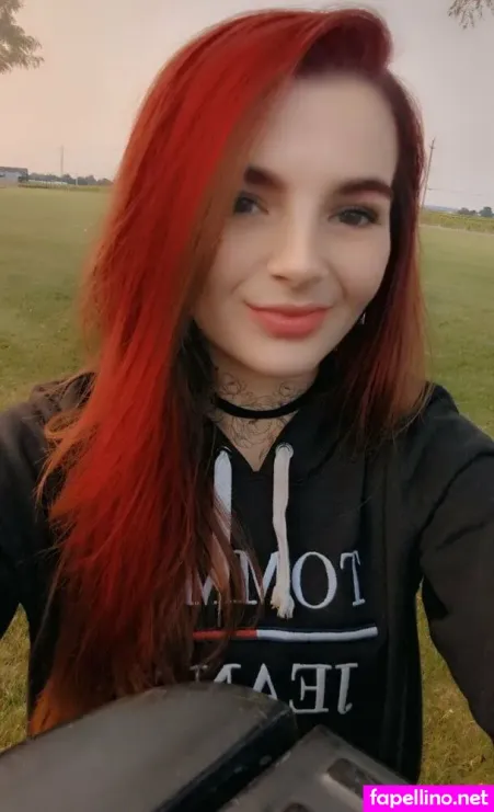 Gabbytheprechersdaughter OnlyFans Thumbnail #8XSh5oKC0i