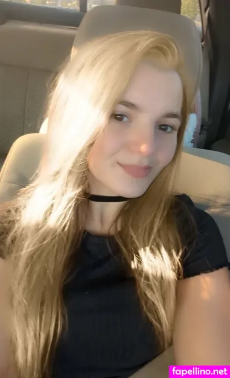 Gabbytheprechersdaughter OnlyFans Thumbnail #DUkb8whFEx