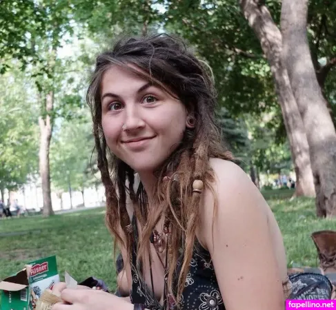 Gabeelicious OnlyFans Thumbnail #WbaGuGYVvJ