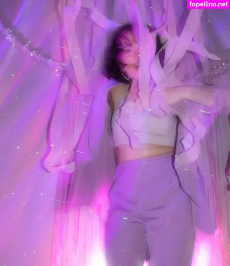 Gabi Belle 1 OnlyFans Thumbnail #HbxToLyUzE