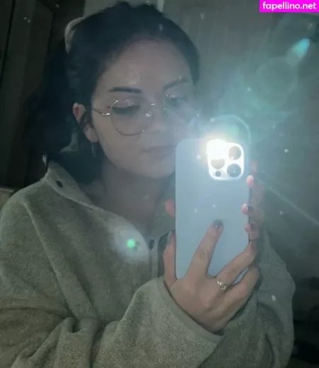 Gabi Belle 1 OnlyFans Thumbnail #J9sCHV4SVR