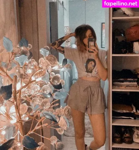 Gabi Cattuzzo OnlyFans Thumbnail #EGLrZcMjA6