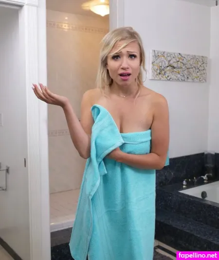 Gabi Gold OnlyFans Thumbnail #MYxuMQvrRV