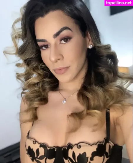 Gabi Lins OnlyFans Thumbnail #OLHXE4Gd8w