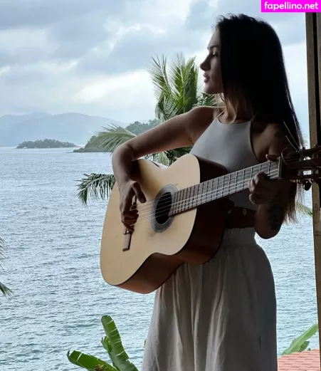 Gabi Melim OnlyFans Thumbnail #Qa7zXIJBw0