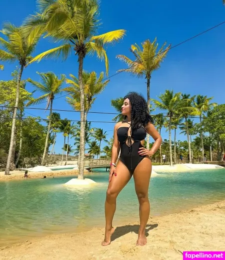 Gabriela Augusto OnlyFans Thumbnail #AprjNh5o5m