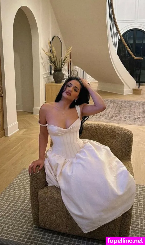 gabrielabandy Nude Leaked OnlyFans Photo #3YZP8MHoNu