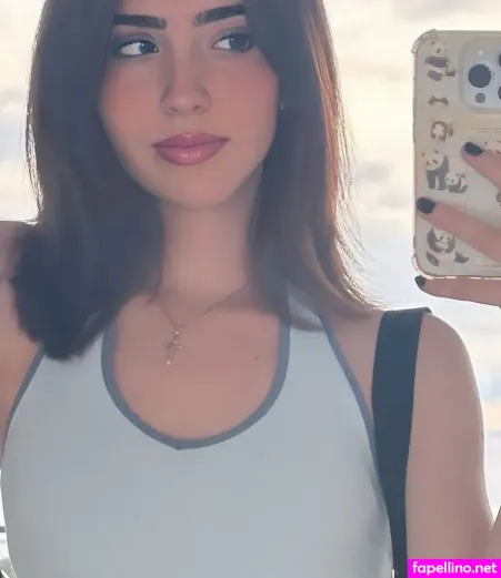 Gabriela Bee OnlyFans Thumbnail #I8cvsmLD07