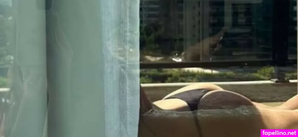 Gabriela Medeiros OnlyFans Thumbnail #yVMLigIcRy