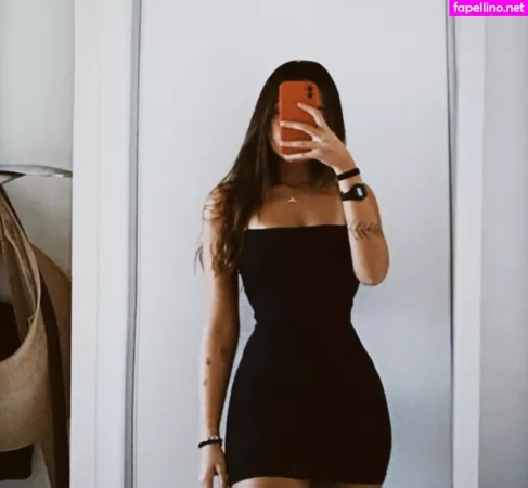 Gabriela Moura OnlyFans Thumbnail #EavJ9mWeUs