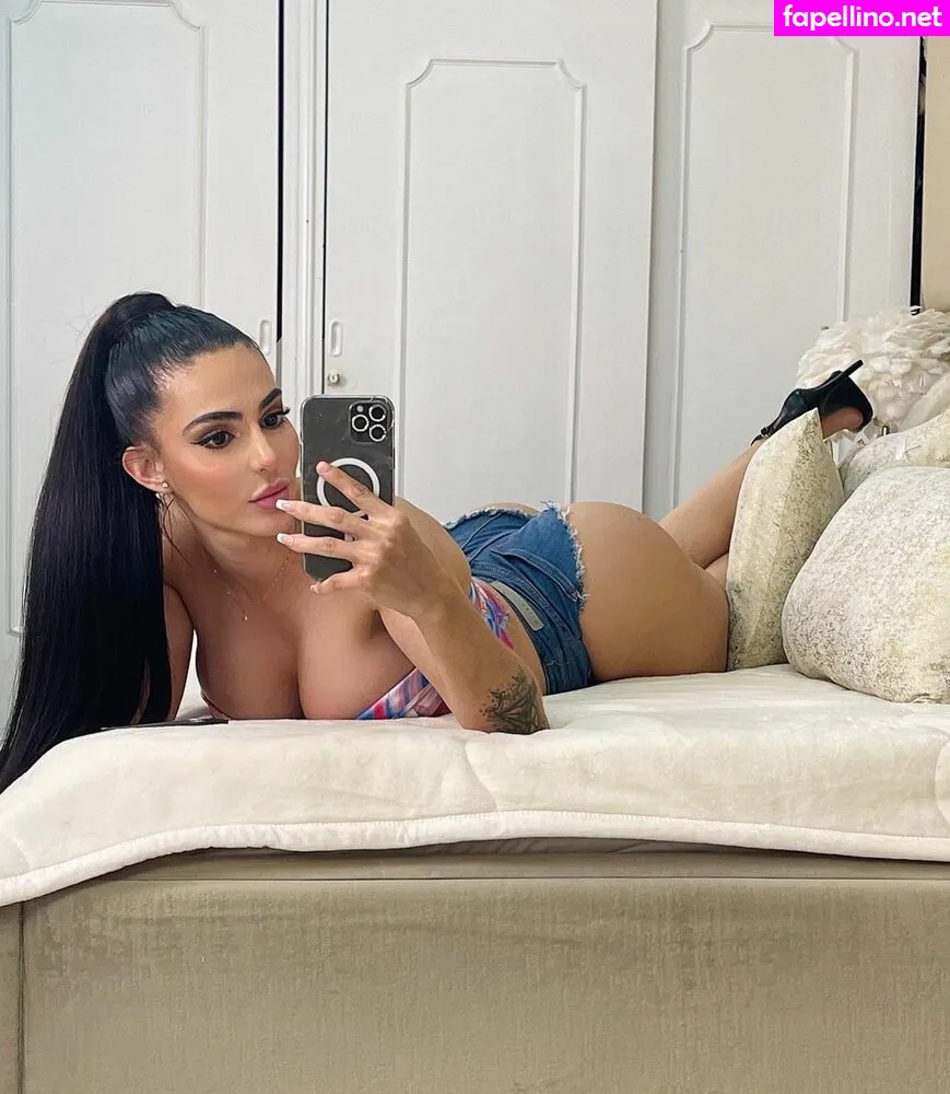 gabiparisi, gabriela.parisi_ Nude Leaked OnlyFans Photo #305aspdT5Q