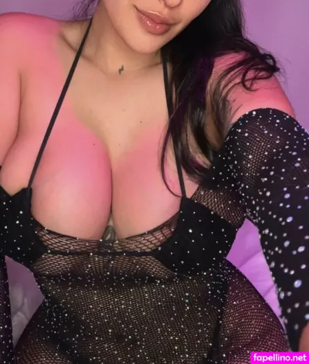Gabrielaguillen OnlyFans Thumbnail #dymOrl3BXD