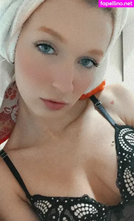 Gabrielasellmann OnlyFans Thumbnail #8gSrx4l16D