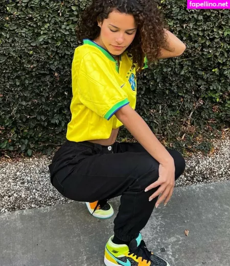 Gabriella Saraivah OnlyFans Thumbnail #pfB93FoLqq