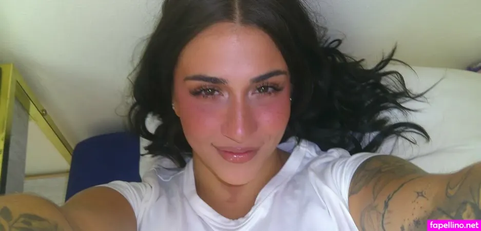 Gabriella Tzantarmis OnlyFans Thumbnail #Mbko3T6ap1