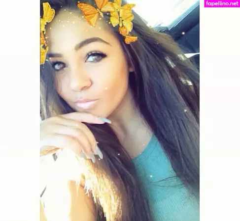 Gabriella OnlyFans Thumbnail #77Hfn2xKxy