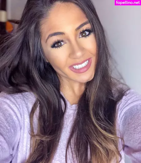 Gabriella OnlyFans Thumbnail #L4FbO8SRKH