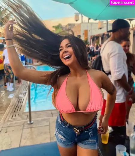 Gabriella OnlyFans Thumbnail #fTGxNIrof9
