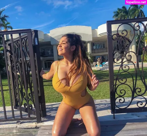 Gabriella OnlyFans Thumbnail #w6sx53Hilq