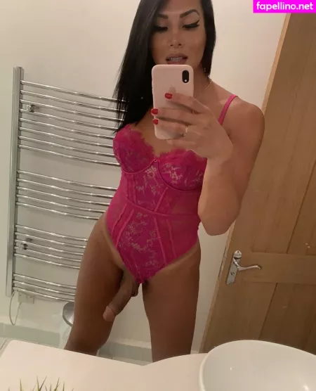 Gabrielladecarvalho OnlyFans Thumbnail #TnpCd9FO22