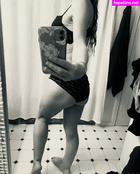 Gabriellawoods598 OnlyFans Thumbnail #vaynvviiey