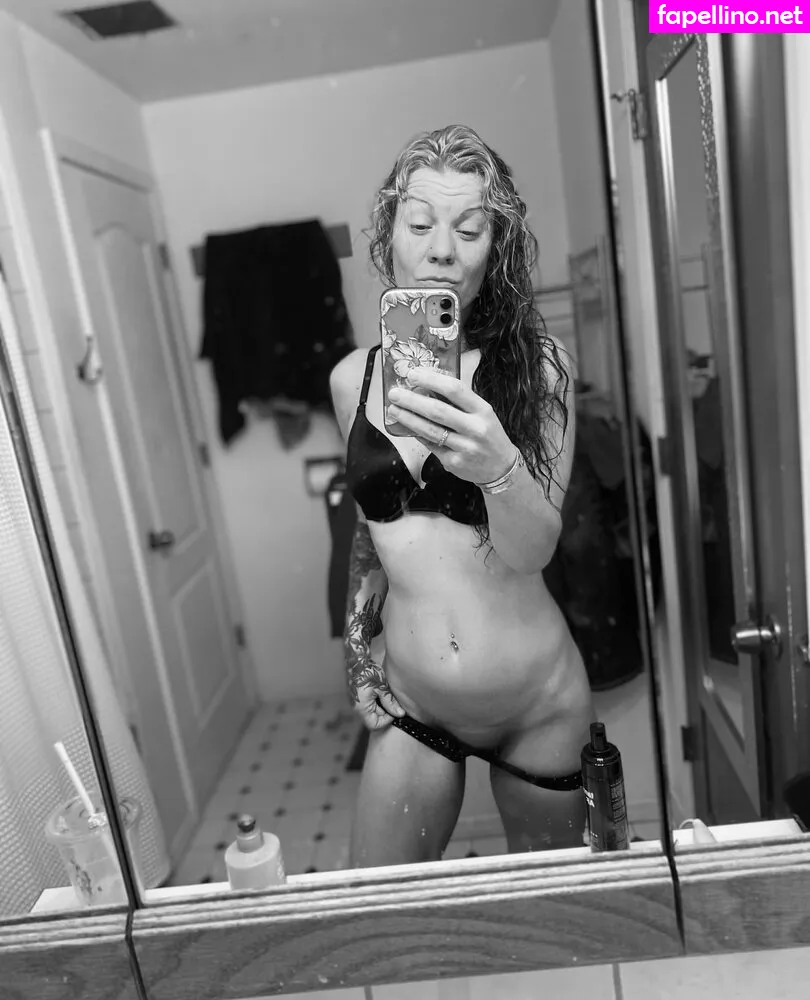 gabriellawoods598, xxlifesabeachx92 Nude Leaked OnlyFans Photo #ykvojCS3ib