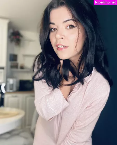 Gabriellered OnlyFans Thumbnail #9Yb2LnM0VB