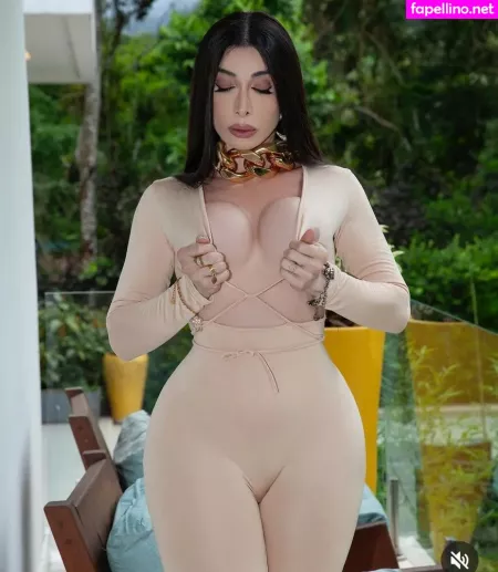 Gabrielli Bianco OnlyFans Thumbnail #i5AohULKQV