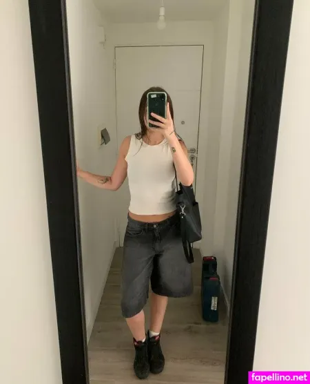 Gabriellla OnlyFans Thumbnail #r8sxvyWBym