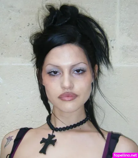 Gabriette Bechtel OnlyFans Thumbnail #7uNCM3jFXW