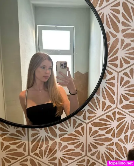 Gabryelle Costner OnlyFans Thumbnail #HNwWizq4v2