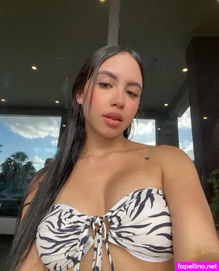 Gabsssfree OnlyFans Thumbnail #8TCgSi4Yq6