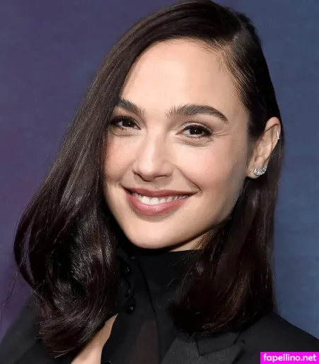 Gad Gadot OnlyFans Thumbnail #o2eIeNtbnB