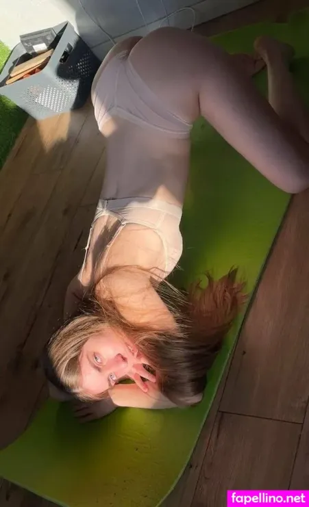 Gadget Mary OnlyFans Thumbnail #Fnf91W9CR1