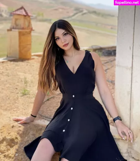 Gaelle Fares OnlyFans Thumbnail #l7v1woxGY1