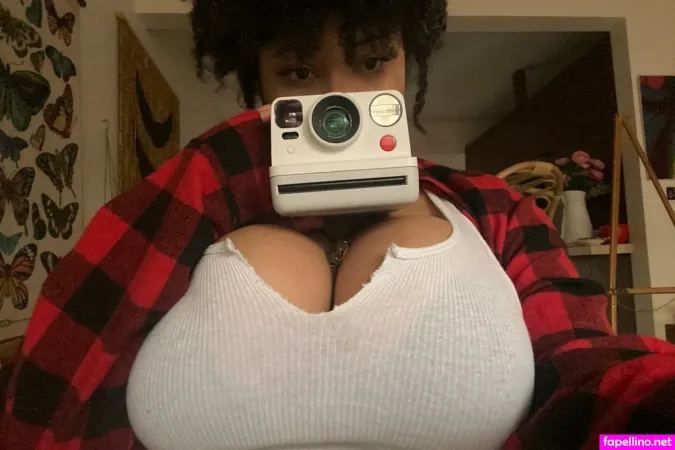 Gaia Lucinda OnlyFans Thumbnail #fcni3HKP1F