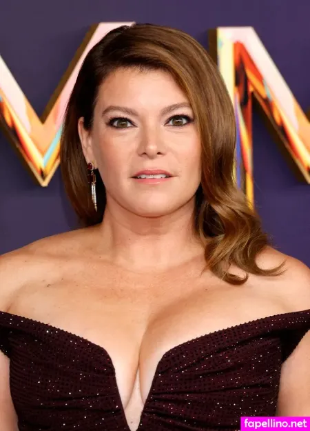 Gail Simmons OnlyFans Thumbnail #D0isSRsV1N