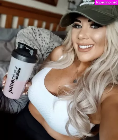 Gailscott OnlyFans Thumbnail #EvjfdaOX5Q