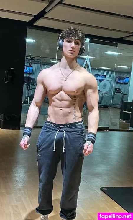 Gainsfromgeebs OnlyFans Thumbnail #32dHjDvkTX