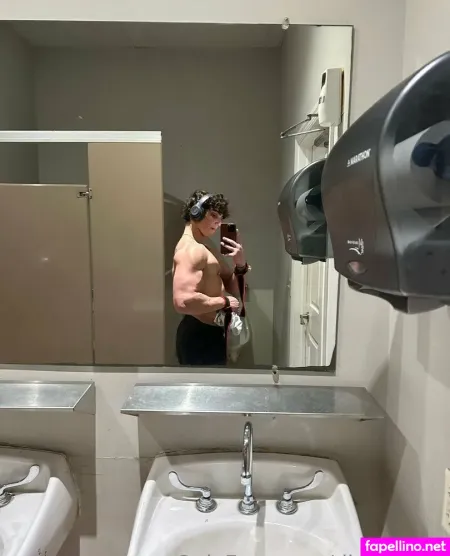 Gainsfromgeebs OnlyFans Thumbnail #5MrBu0cdNx