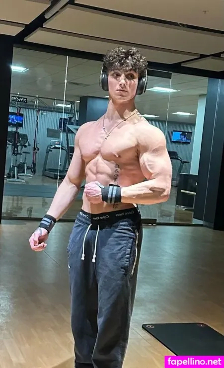 Gainsfromgeebs OnlyFans Thumbnail #ZjhkQXPfla