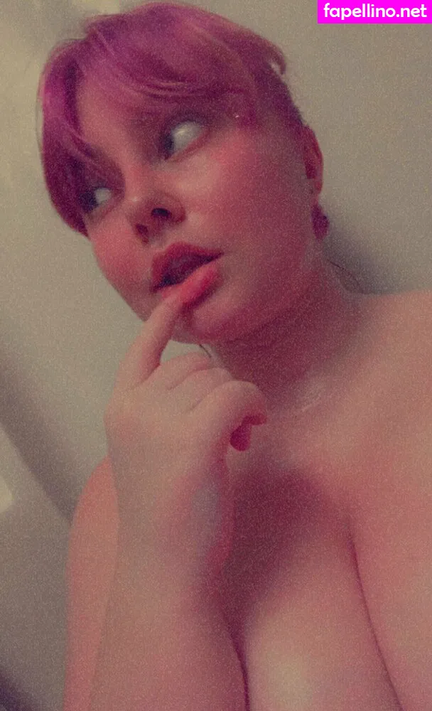 galadrielevelyn, laylabreelynn_ Nude Leaked OnlyFans Photo #GRAqmNb7Ag