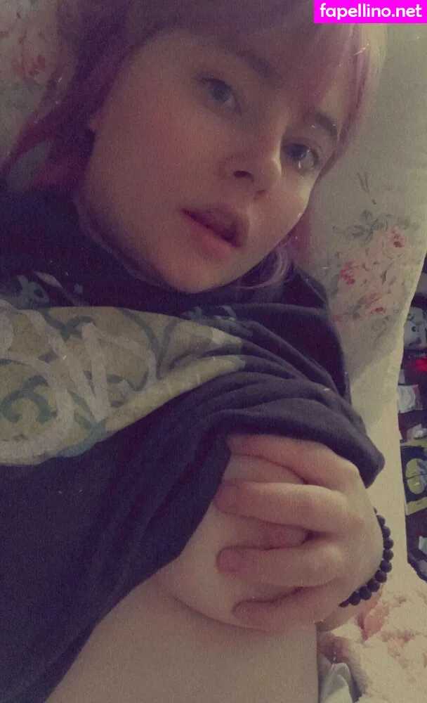 galadrielevelyn, laylabreelynn_ Nude Leaked OnlyFans Photo #SNxLtPYmQP