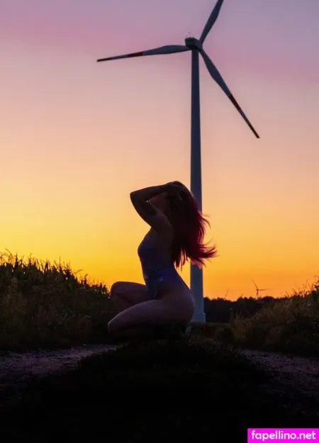 Galaxienwolf OnlyFans Thumbnail #4oXwhu9ME8