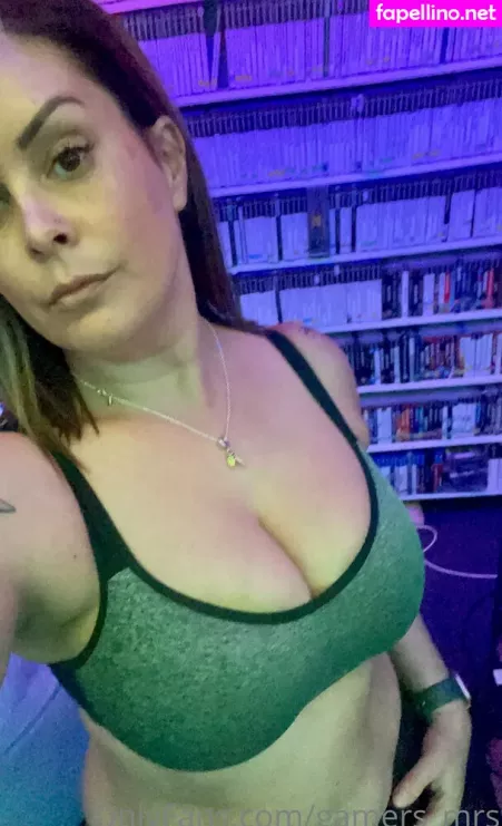 Gamers Mrs OnlyFans Thumbnail #Z8u0IprPl4