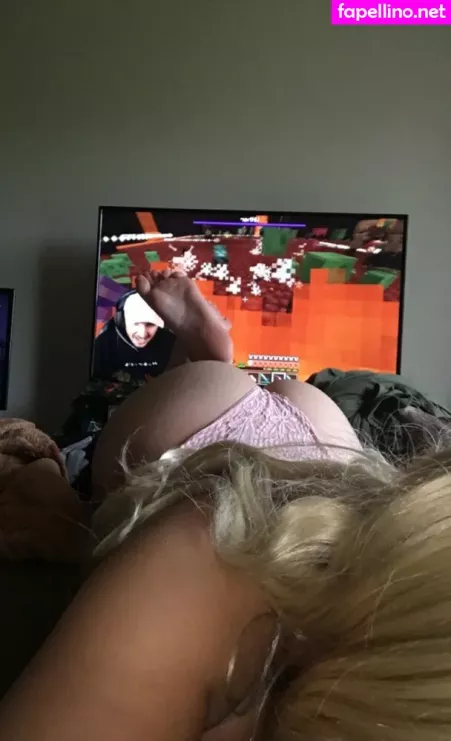 Gamerwillow OnlyFans Thumbnail #FV2jK7dapC