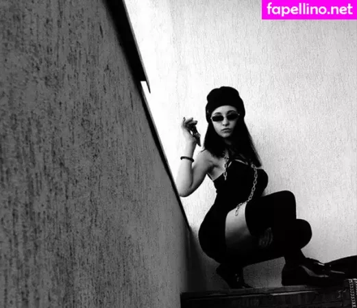 Ganja Babe OnlyFans Thumbnail #4M7hGcCC3Q